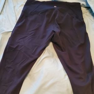 Lululemon mesh crops